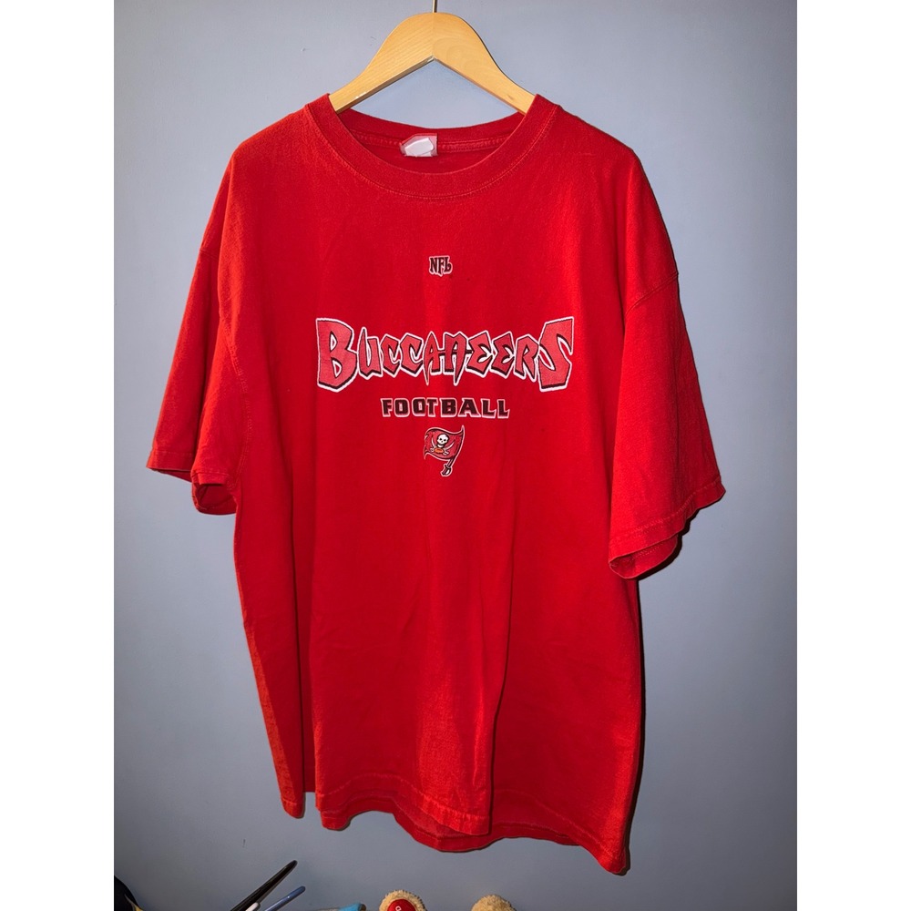 NFL Tampa Bay Buccaneers Football Graphic T-Shirt Red‎ Mens XL Short Sleeve Tee